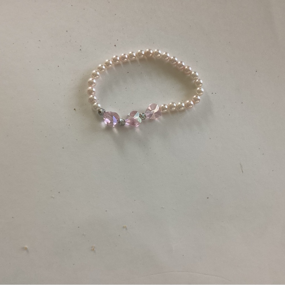 Elegant Pearl and Pink Crystal Bracelet